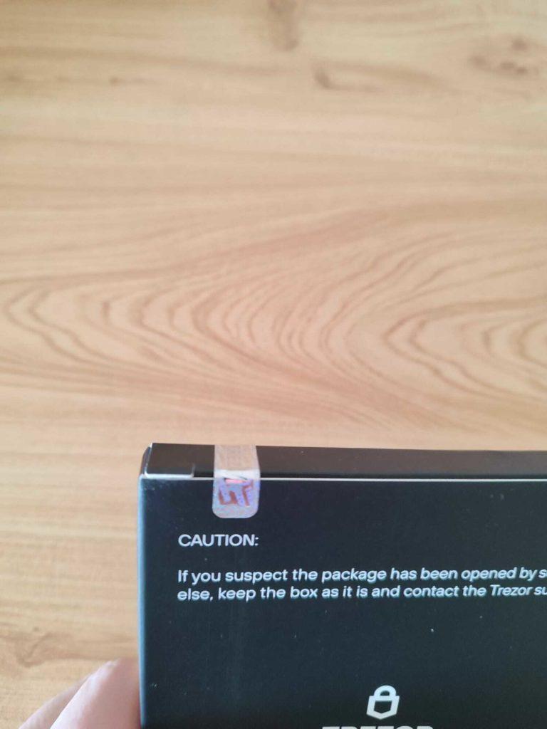 קופסה עם ארנק טרזור